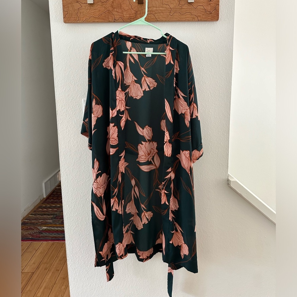 Beautiful Floral Wrap